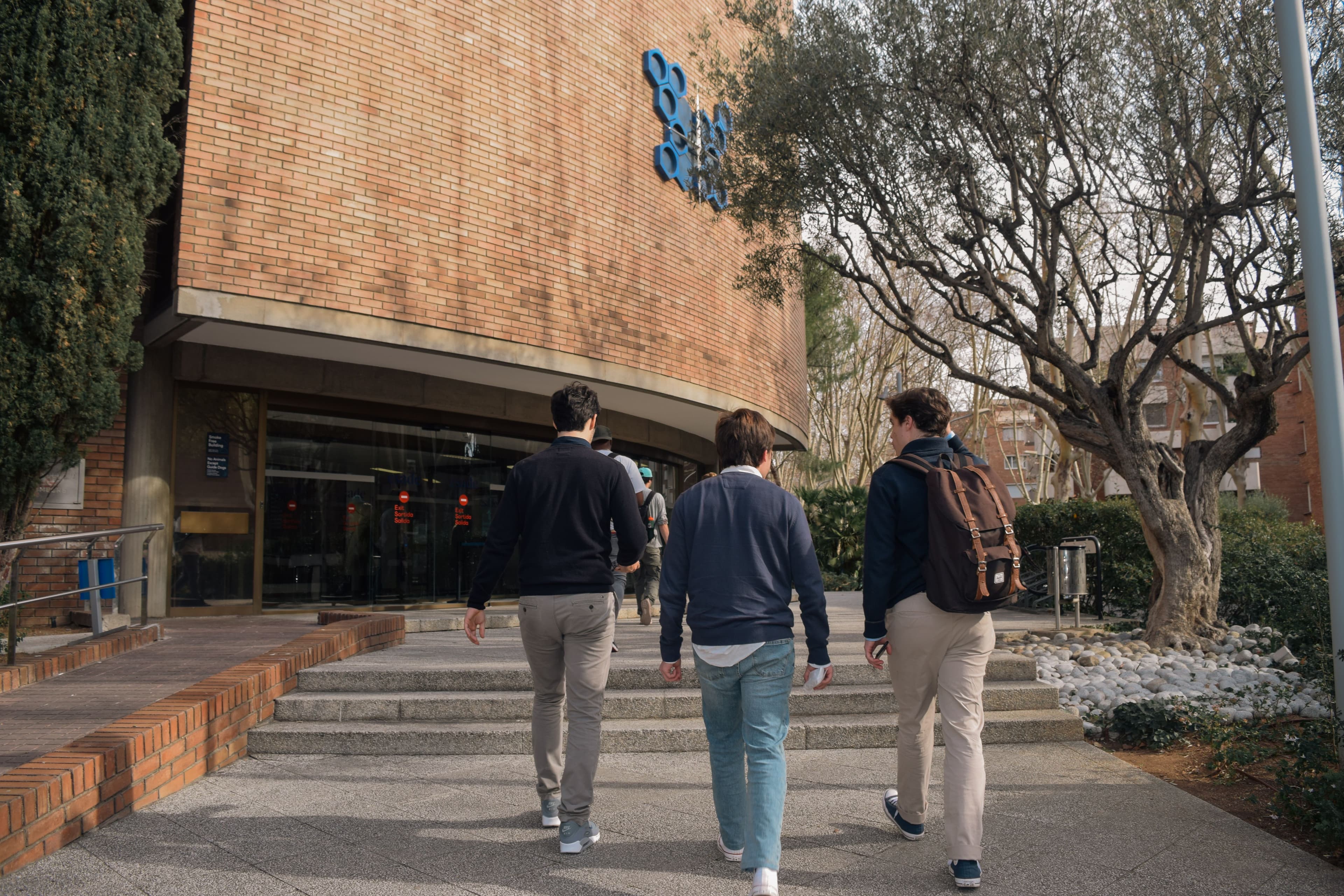 Student exploring international education opportunities